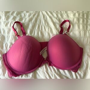 Victoria's Secret Fuchsia Lace Bra